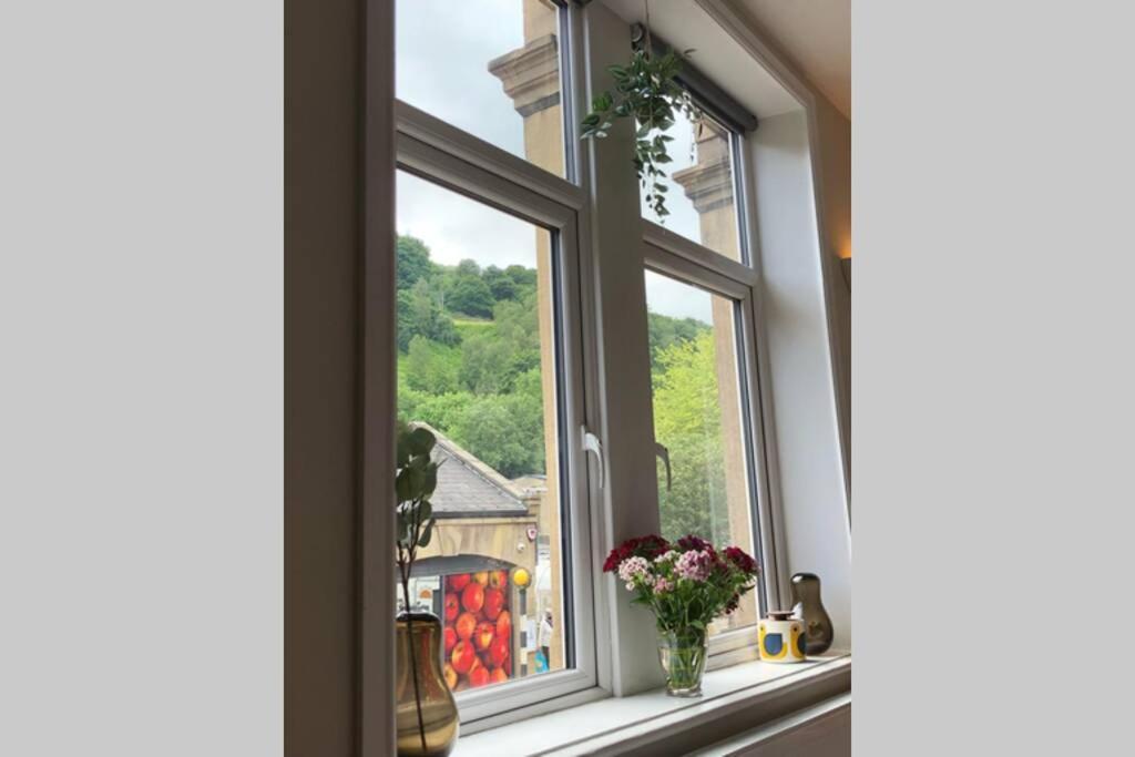 Stylish Studio Gem In The Heart Of Hebden ヘブデン・ブリッジ エクステリア 写真