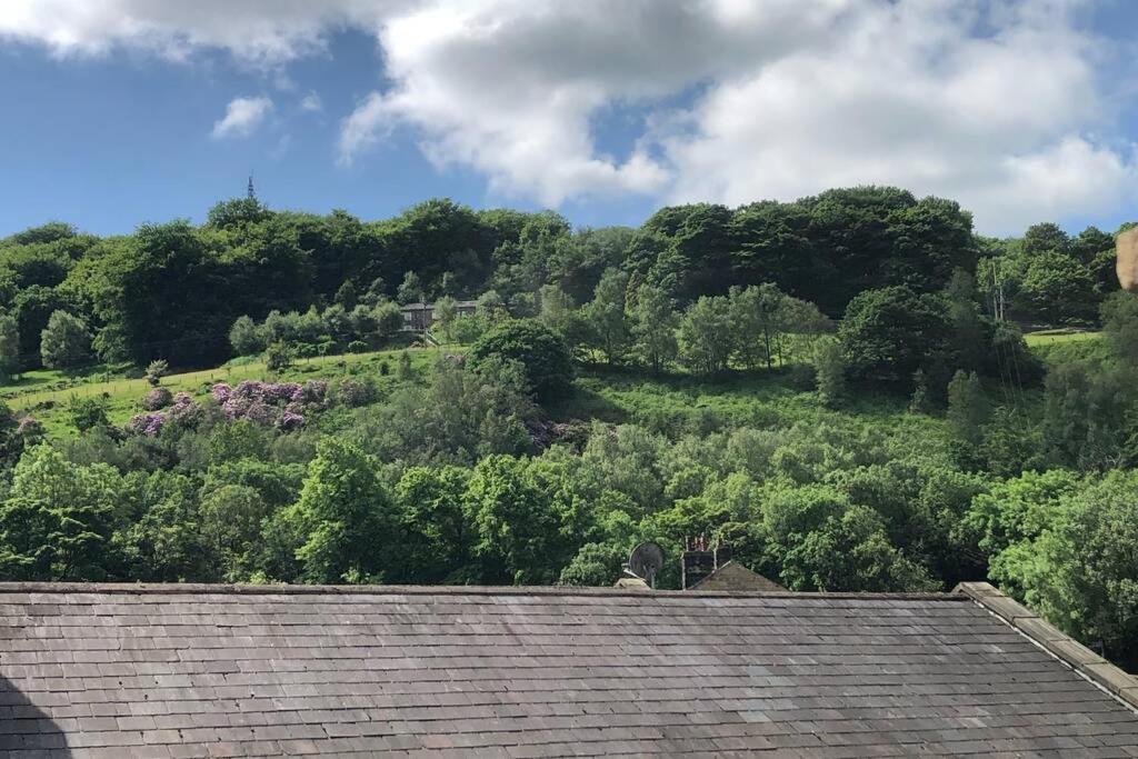 Stylish Studio Gem In The Heart Of Hebden ヘブデン・ブリッジ エクステリア 写真